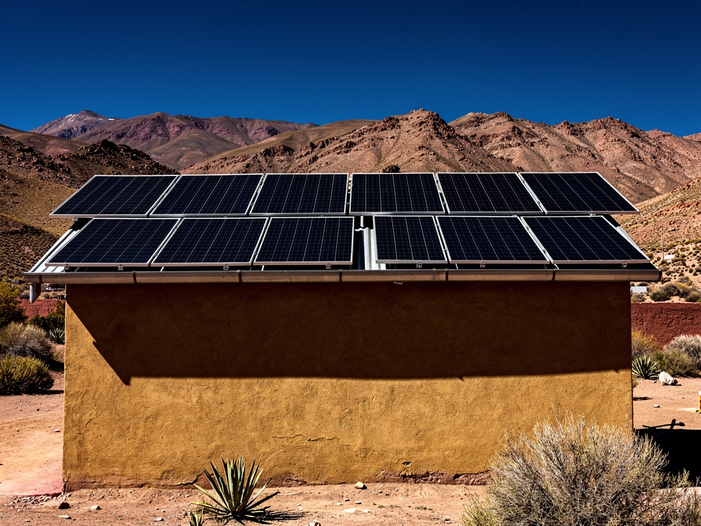 Sistema solar en vivienda del noroeste argentino, Salta